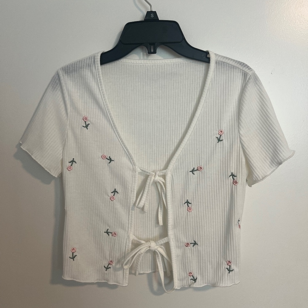 White tie up shirt
